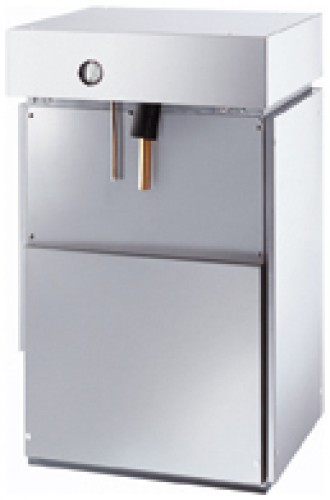 Shards ice maker with air-water cooling system