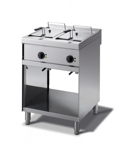 Fryer electric, capacity of 2x8 litres on open stand