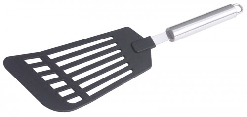 Spatule à oeuf avec fentes